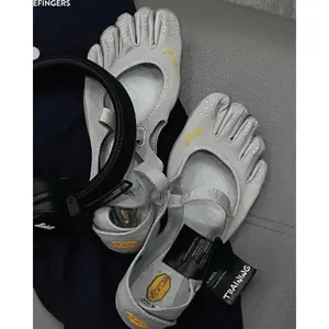 New Barefoot Magic Claw Five Finger Shoes Home Essentials Sock Shoes Multi-Purpose & Ultra-Portable Water Footwear