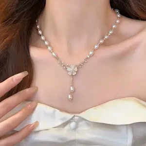 Floral Pearl Lariat Necklace Gold Tone Flower & Branch Accent Romantic Y-Shaped Dainty Jewelry for Women Perfect Wedding & Bridal Gift