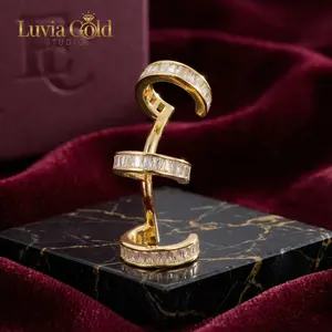 1 pc Non-Piercing Triple Stack Shiny Baguette CZ Triple Row Cuff Earcuff 18 K Gold Plated E-coating Eco-friendly Brass Nickel Lead Free Hypoallergenic Jewelry For Women Luvia Gold Studio