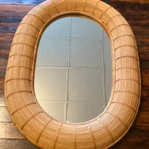 Vintage Wicker and Bamboo Mirror - Rustic Boho Decor for Bathroom & Entryway - Natural Fiber Frame - Classic Design