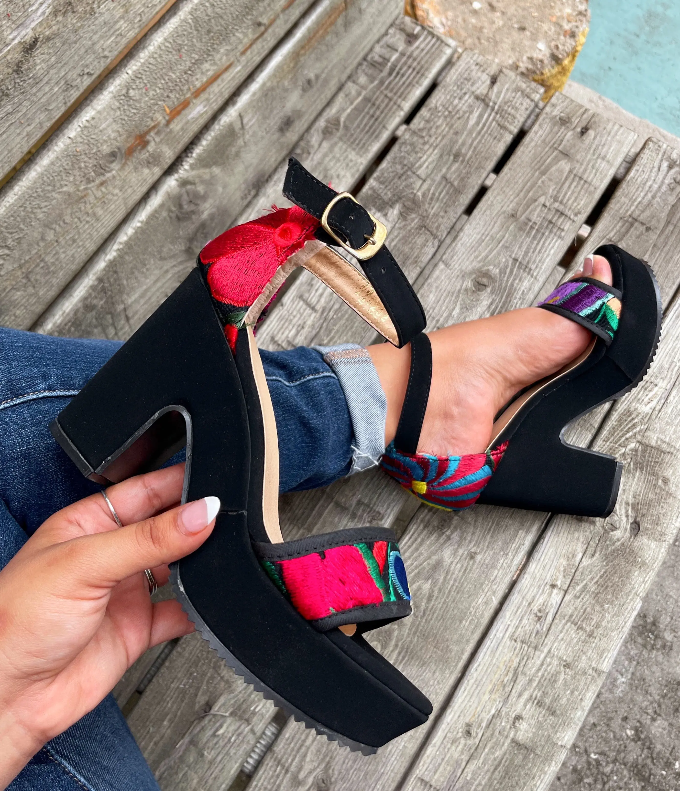 Villa Del Milta Heel Chunky Heeled Footwear for Women - Stylish Design, Comfortable Fit, Perfect for Walking