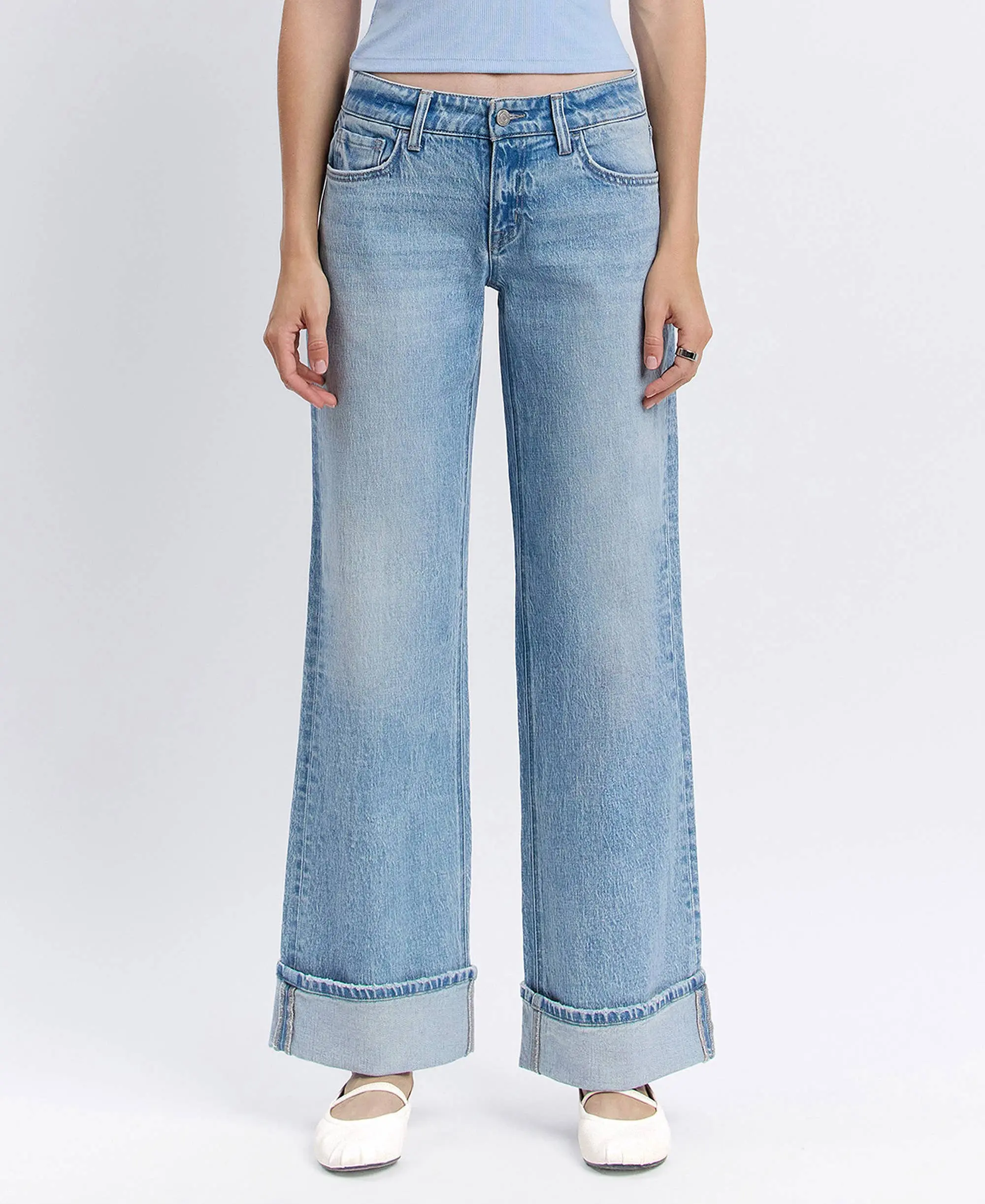Low Rise Cuffed Wide Jeans— Light Wash