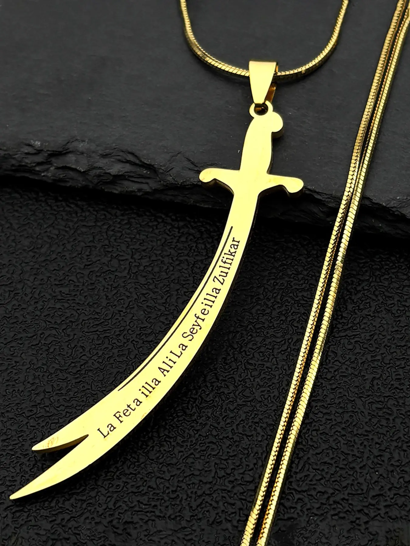 Arabic Ali Zulfiqar Sword Pendant Faith Necklace for Women Men Stainless Steel Allah Muslim Islamic Inscriptions Quran Chain Minimalist Chain Exquisite Jewelry Gift