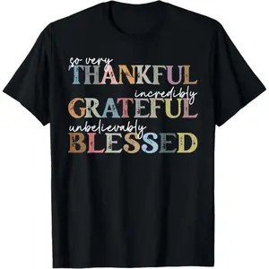 Thanksgiving “Y’all Blessed” T-Shirt, Grateful Autumn Fall Thankful Tee for Men and Women, Cute Southern Style Thanksgiving Graphic Shirt Perfect for Family Gatherings, Friendsgiving, Holiday Photos, and Cozy Fall Outfits, Soft Comfortable Unisex Top Cele