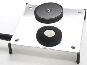 Magnetic Levitation Platform – Floating Display Stand for Collectibles and Gadgets