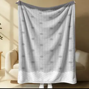 Polka Dot Printed Blanket, Soft And Cozy Flannel Blanket, Sofa Blanket, Napping Blanket, Perfect Gift For Kids, Teens And Adults, Single Sided Printed Blanket