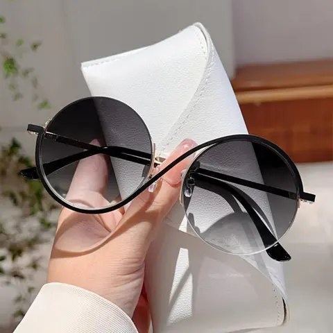 Women's Full Rim Round Oversize Trendy Casual Sunglasses - 1pc Modern Trendy Multicolor Shades, Blush Pink Casual Style Eyewear for Cycling, Traveling (All Seasons)