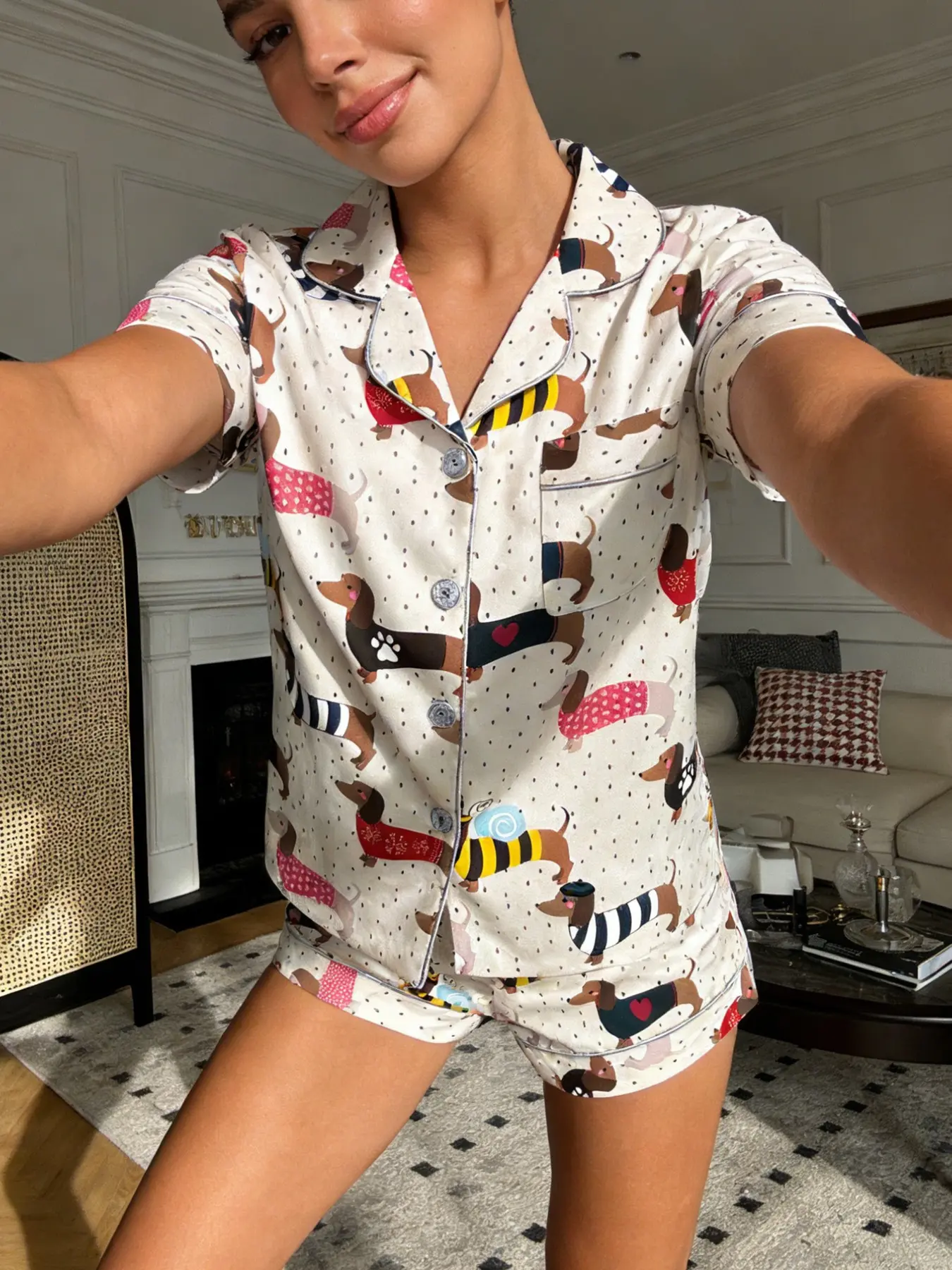 Sweet Girl Pajamas! Party Style Casual Wiener Dog Print Breathable Sleepwear Loungewear Set Pjs, Women's Fitted Short Sleeve Shorts Collared Lapel Open Front Home Wear Two-Piece Womenswear Homewear Pyjamas
