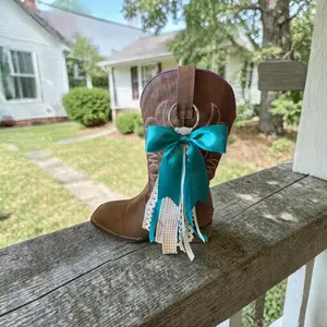 Turquoise Trails Boot Bows