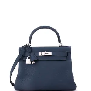 Pre-owned HERMÈS Leather Top Handle Bags Hermes Kelly Handbag Vert Cypress Clemence with Palladium Hardware 28 by Rebag