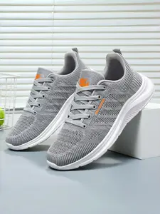 Men's breathable and simple men's shoes, pure black Athletic sports and casual shoes, Sneaker