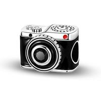 Black Leica camera