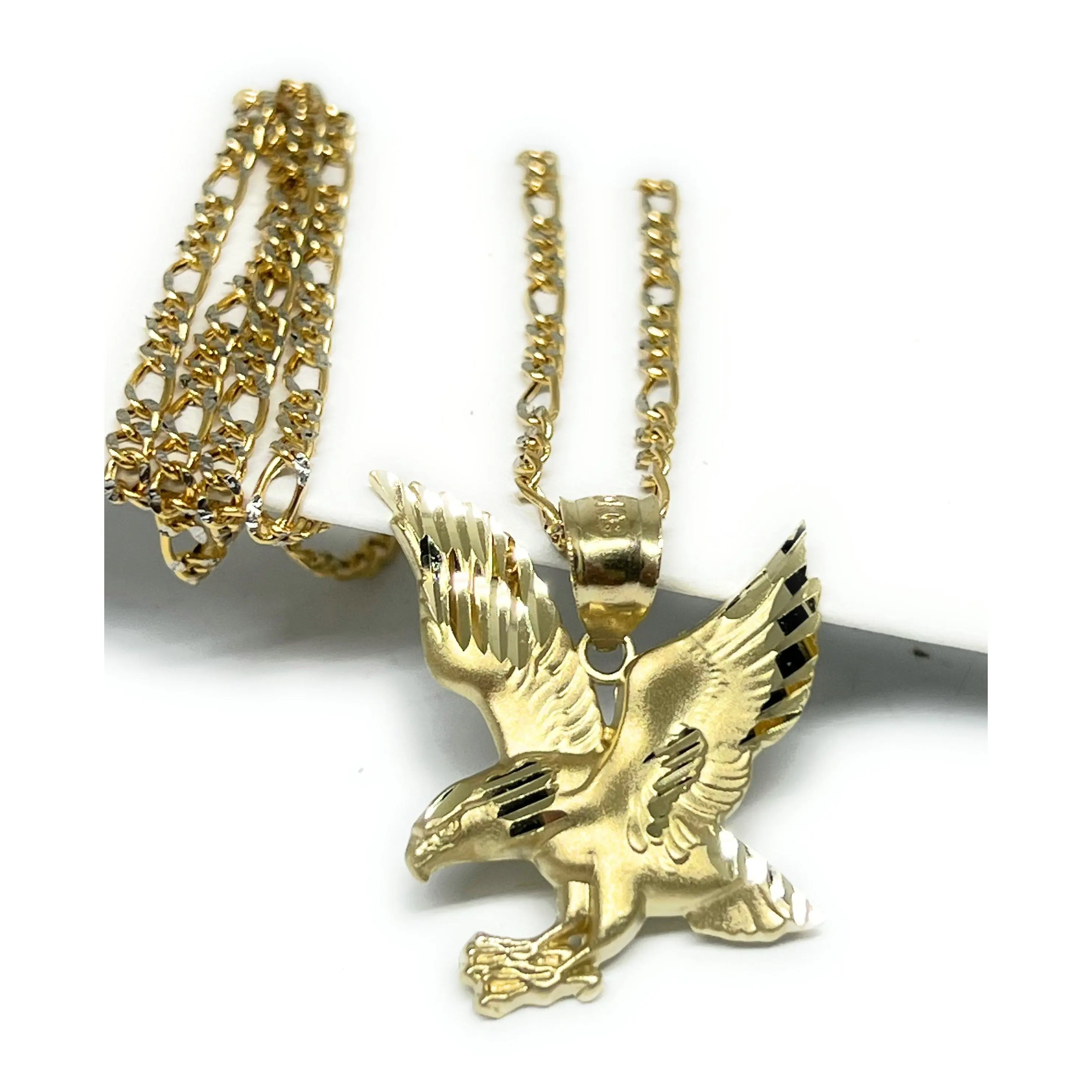 10k Solid Gold Yellow Classic EAGLE Pendant Necklace