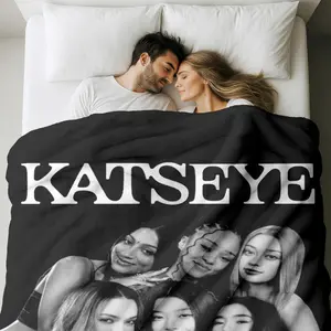 Katseye Portrait Blanket, K-Pop Fan Support Flannel Throw, Home Leisure, Versatile Usage, Bedroom Decor, Collector's Item, Gift
