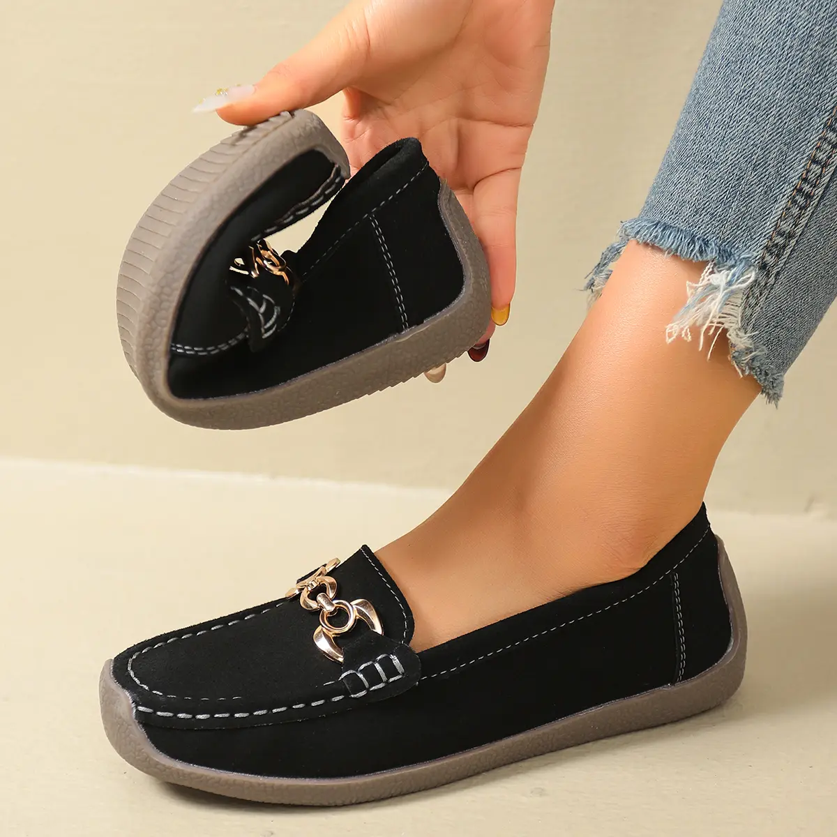 CushHide Women's Superfine Leather Penny Loafers - Stylish Slip-On Flatforms with Metal Buckle, Business Style Flats, Casual Trendy Flats, Comfortable Work Dress Shoes for Walking, Walking Shoes, Footwear, Chic, Round Toe, Basic, Synthetic, Flexible