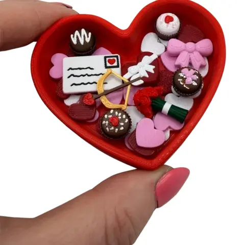 Mini 3D Printed Valentine's Day Fidget Dish with Fillers- box of chocolates, truffles, puffy bow, bow and arrow, love letter, roses, decor, Decorative Seasonal Gift