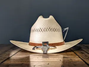 100X Johnson Hat Cuernos Chuecos