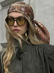 1pc Maillard red brown cashew flower printed silk scarf 70*70cm, multi-purpose scarf for beach vacation, fashionable and versatile bandana atmosphere decorative square scarf