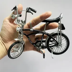 Low Rider Alloy Bike Model Wheel, Realistic Travel Car Mini Stunt Toy, Collectible Toy, Creative Desktop Decoration, Childhood Memories