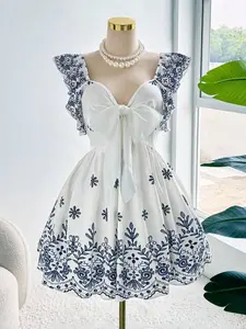 Elegant European Style Ethnic Printed Dress with Ruching Craftsmanship, Plus Size Fashionable Gown for Women, Stylish and Comfortable Wear, Casual Wear, Womenswear