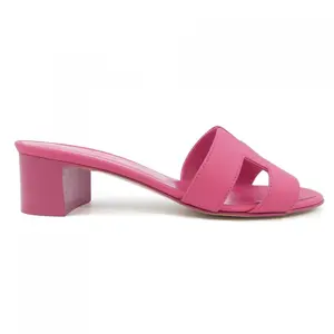 Pre-owned HERMÈS Calfskin Small Leather Goods Hermes Oasis Veau Epsom Sandals