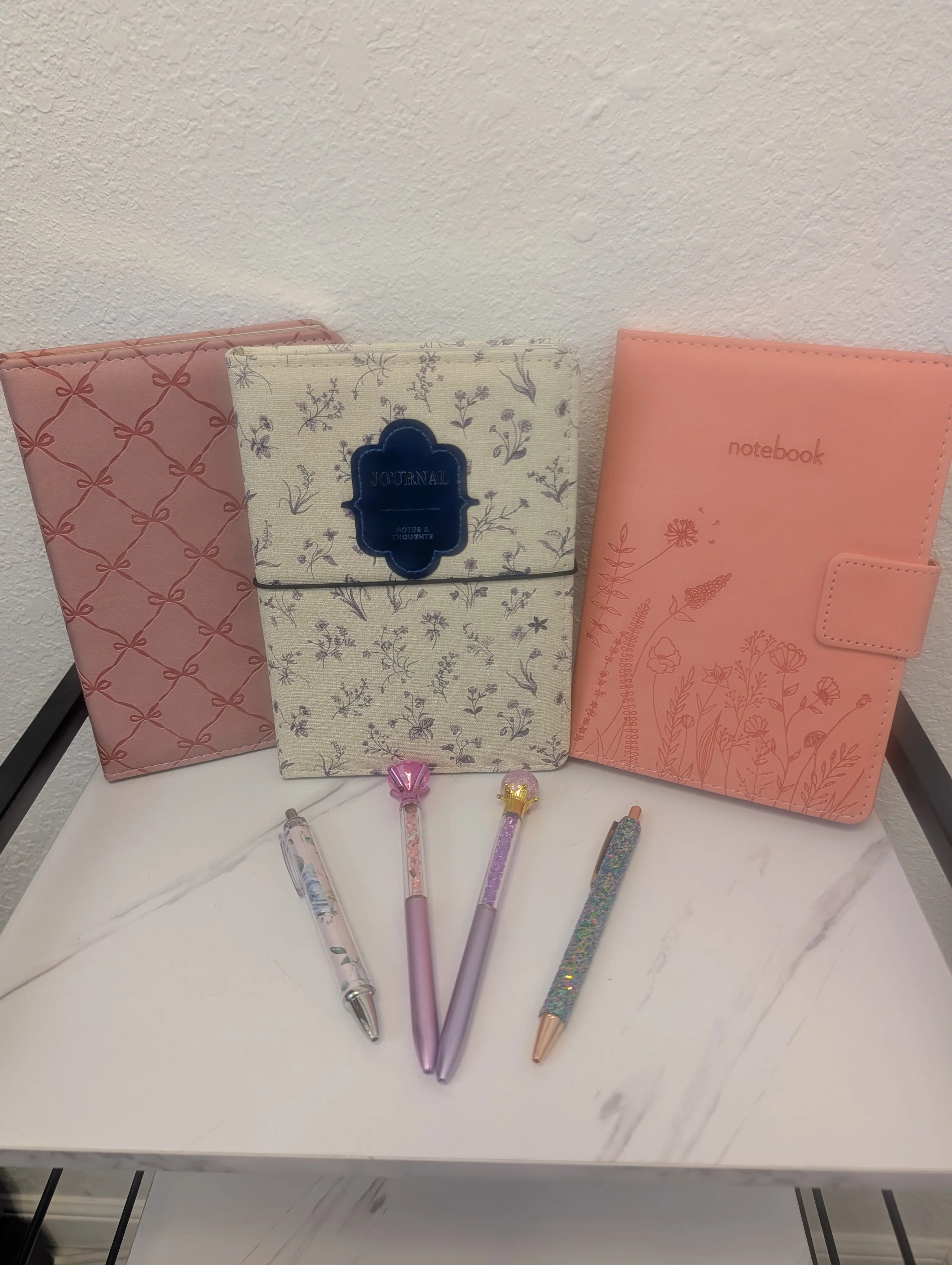 Journals with Magnetic Clasps with Pens