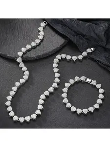 Popular Heart Shaped Diamond Encrusted Hip Hop Necklace Set Creative Personalized 10mm Cuban Chain Set Glamour Set Necklaces Set