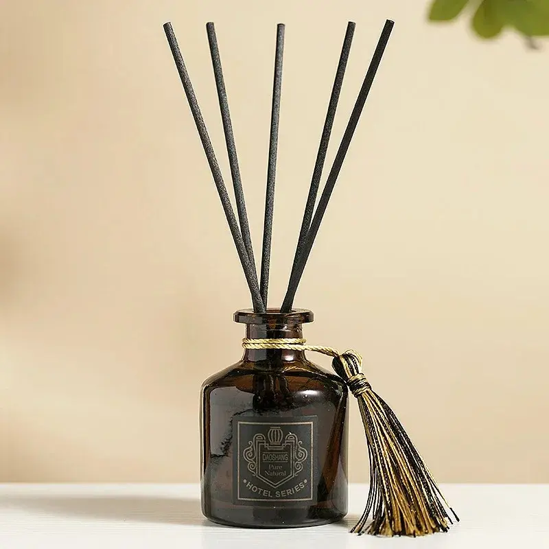 50ml Gardenia Fragrance Aroma Diffuser Stick Set - Rattan Sticks, Natural Oil Flower Fragrance Air Freshener, 70-80 Days Long-Lasting Luxury Look Home/Hotel Decor, High-End Aromatherapy Set for Indoors