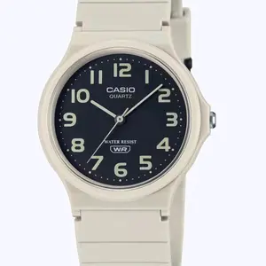 brand new Casio unisex white silicon strap unisex watch MQ24UC-8B