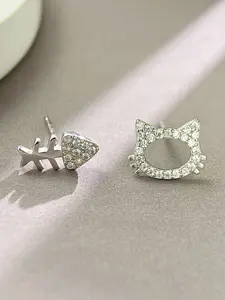 Elegant S925 Silver Cat Bone Asymmetrical Earrings, Hypoallergenic Design for Women Daily Wear, Perfect Gift for Best Friends