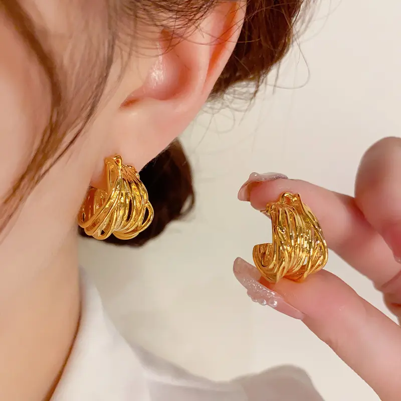 Twisted Multi Line Textured Huggie Hoop Earrings Gold/Silver Tone for Women, Irregular Wrapped Metal Hoop Earrings All-match Daily Clothing Decor Elegant Accessory, Perfect Birthday Holiday Gift