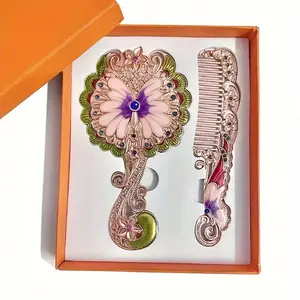 Creative retro embossed pattern peacock makeup decorative mirror portable portable folding Trifold mirror metal handle beauty comb mirror Travel Makeup Mirror