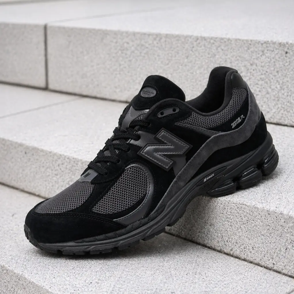 New Balance 2002R Black Dark Grey M2002RBL Men's Fashion Sneaker New