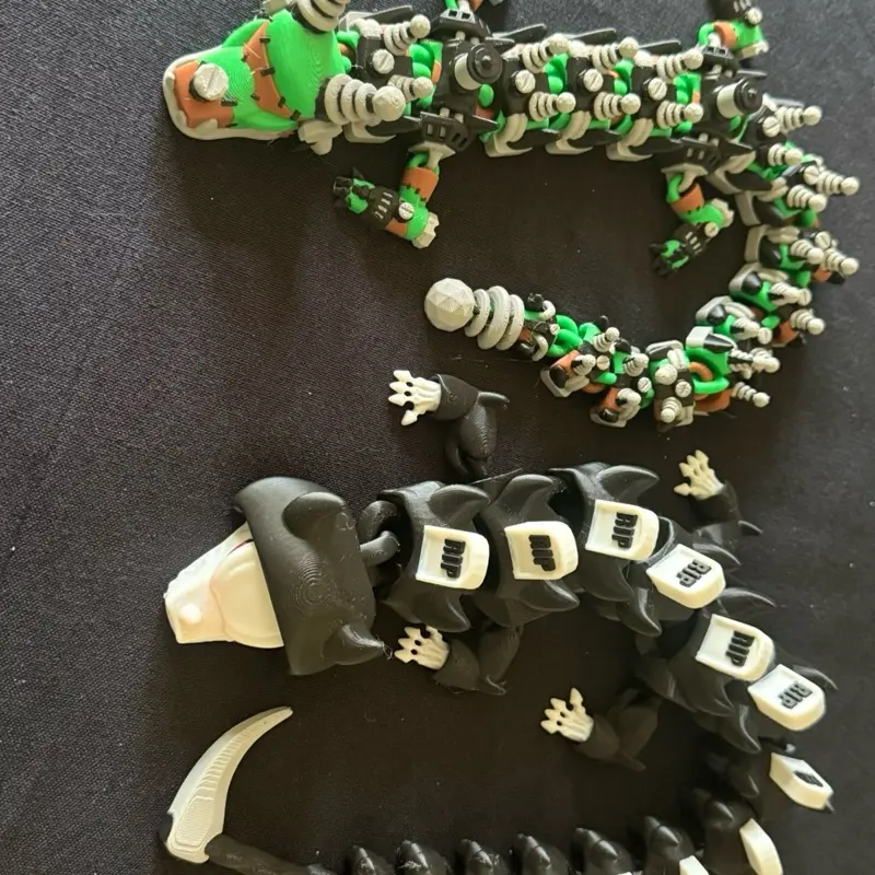 Halloween Articulated Dragons - Green and Black Skeleton Design with Unique Halloween Theme Features