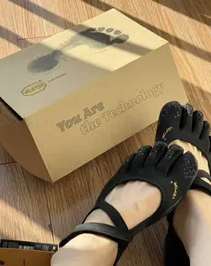 Vibram FiveFingers Yoga Shoes Women's V-Soul Sneaker Dance Shoes lightweight breathable casual shoe