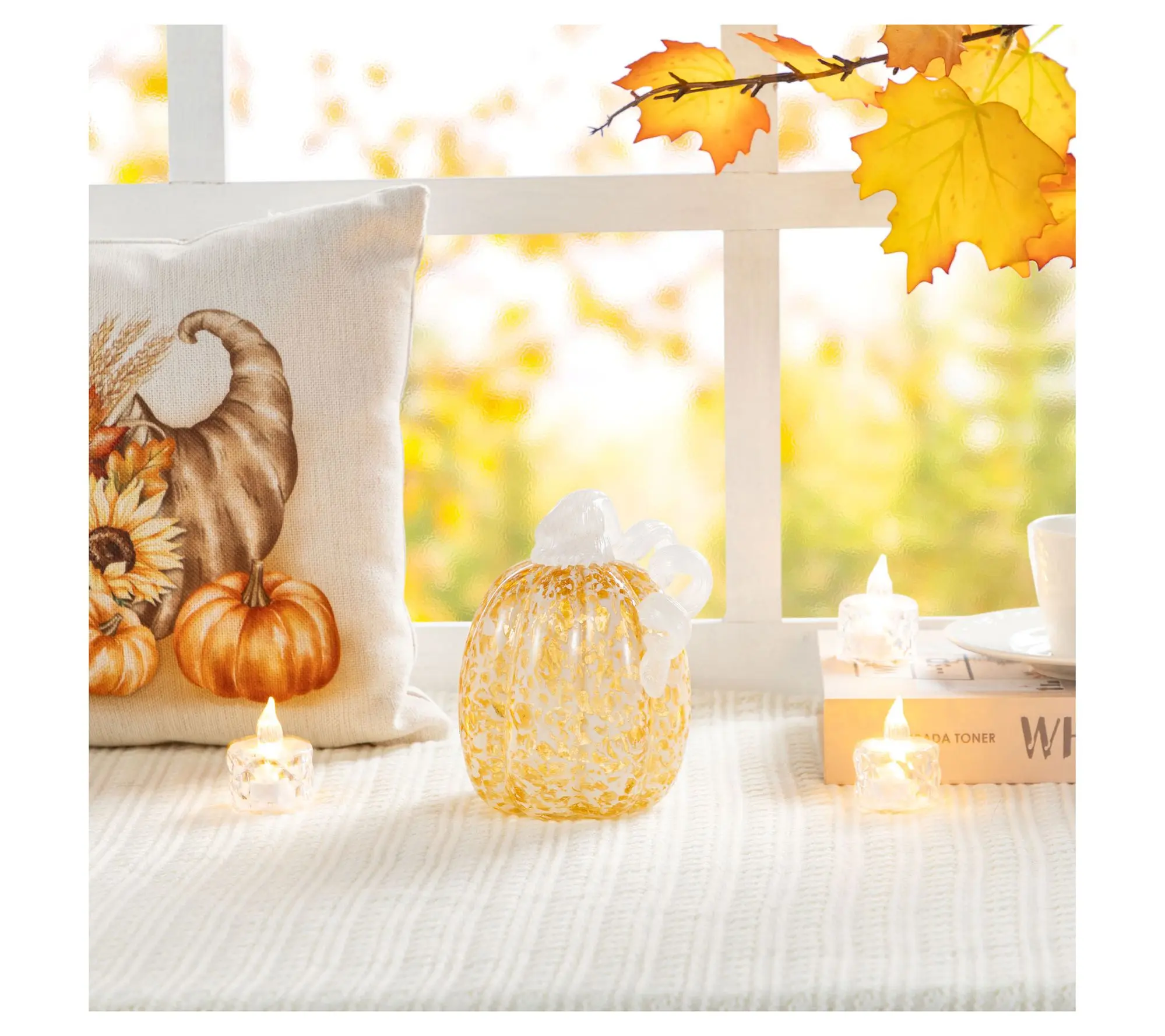 Glitzhome 5.5"H Fall Amber Dots Glass Halloween Pumpkin