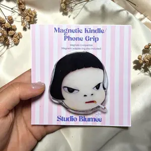 Yoshitomo Nara Inspired Girl Magnetic Phone Grip: Stand & Stylish Accessory