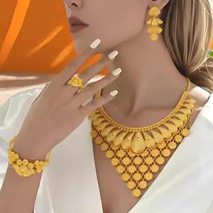 Flower Design Dubai gold-plated Simple Jewelry Set Woman Bride Wedding Necklace Earrings Mom Gifts for Christmas