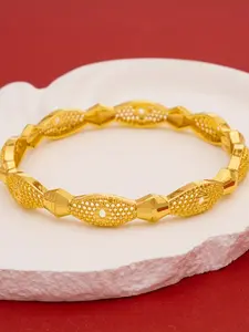 1pcs Dubai Women's Fashion Bracelet, Elegant Cuff Bracelet for Dating, All Seasons Couple Accessories, Copper Material, Batch Number 39xx