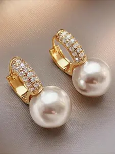 Elegant, Retro, Luxurious, Exquisite and Unique Pearl Imitation Pendant Earrings, Statement Earrings. Suitable for Women To Wear Daily, on Vacations, At Music Festivals, on Anniversary Days, Etc. Mother's Day, Anniversary Gift