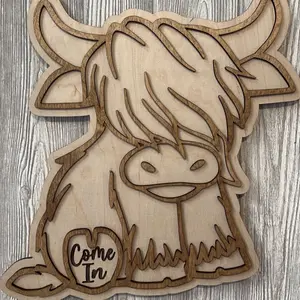 Highland Wooden Door Hanger