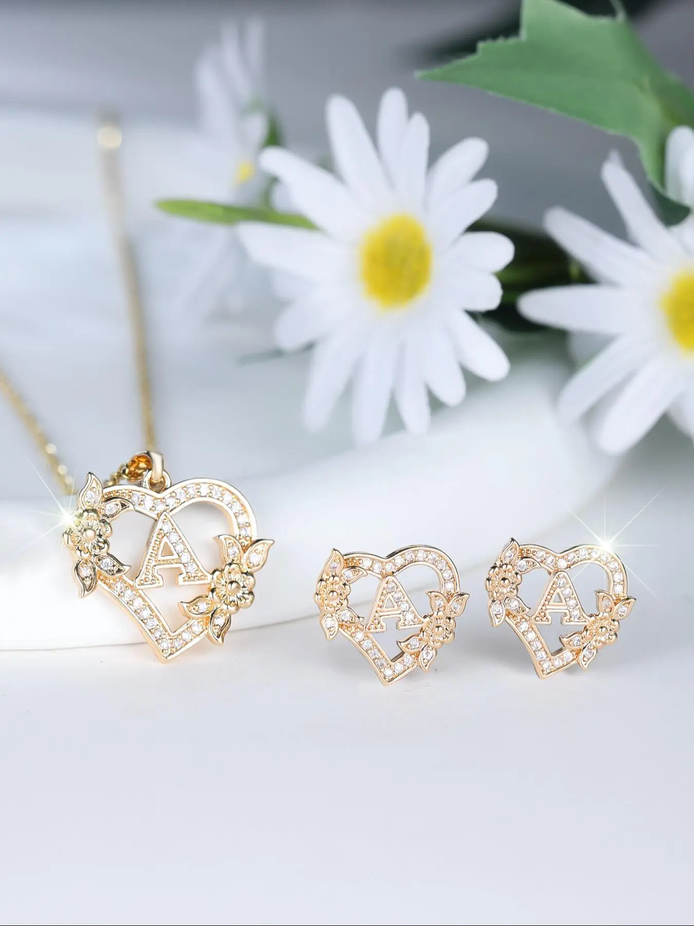 Initials A-Z Embellished Heart Stud Necklace & Stud Earrings, Fashion Jewelry Set, Fashionable Jewelry Set, Matching Jewelry Set for Party, Daily Clothing Decor