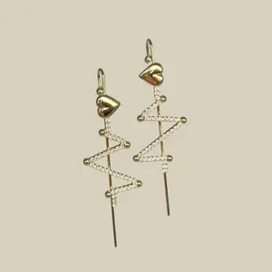 Heart Rate Drop Earcuff Crawlers - Lightweight and Secure Jewelry Accessory