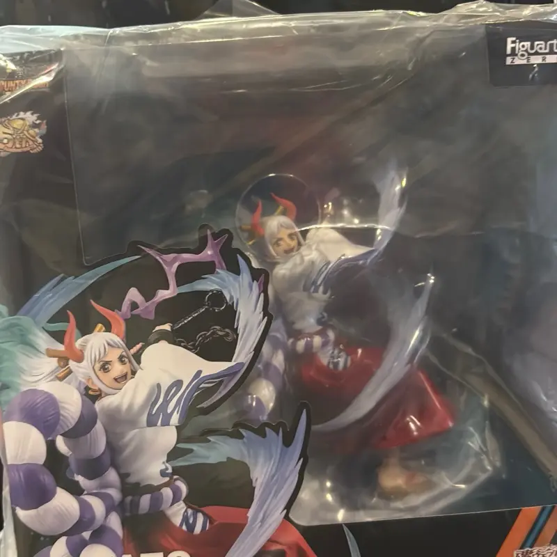 Anime  figure  one piece yamato figure
