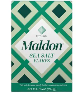 Maldon Salt, Sea Salt Flakes, 8.5 oz (240 g), Kosher, Natural, Unique Gourmet Pyramid Shaped Salt Flakes, Perfect for a Wide Range of Dishes, Hand-Harvested for Four Generations (Packaging May vary)