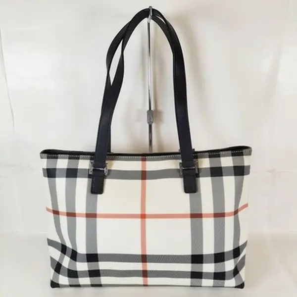 Pre-owned Other Tote Burberry Bag White PVC 12668421506/692226