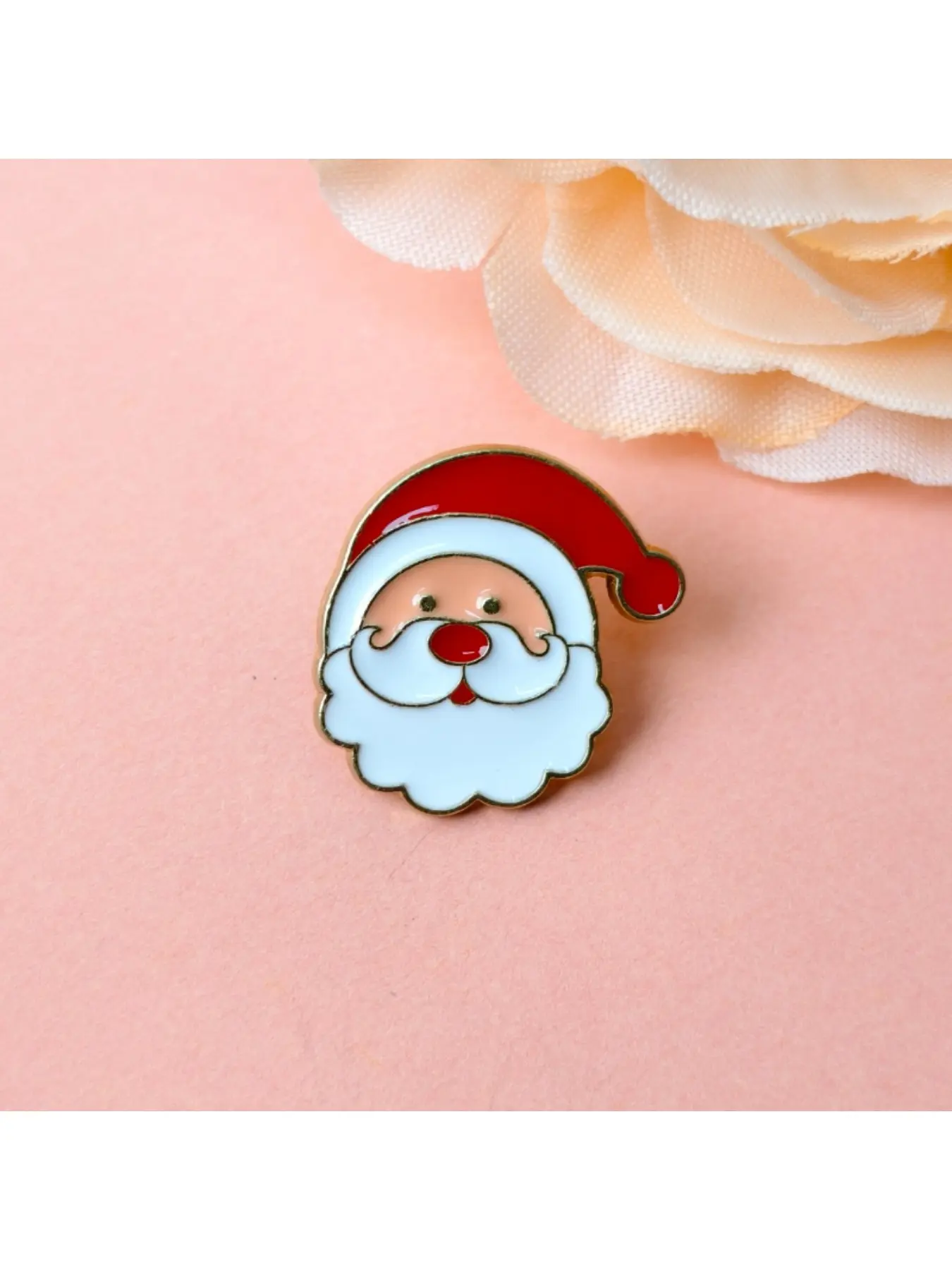 Christmas Santa Claus Face Lapel Pin Minimalist Holiday Brooch for Backpack Clothes Accessories Xmas Decor
