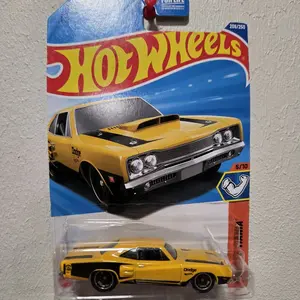 Hot Wheels '69 Dodge Coronet Super Bee
