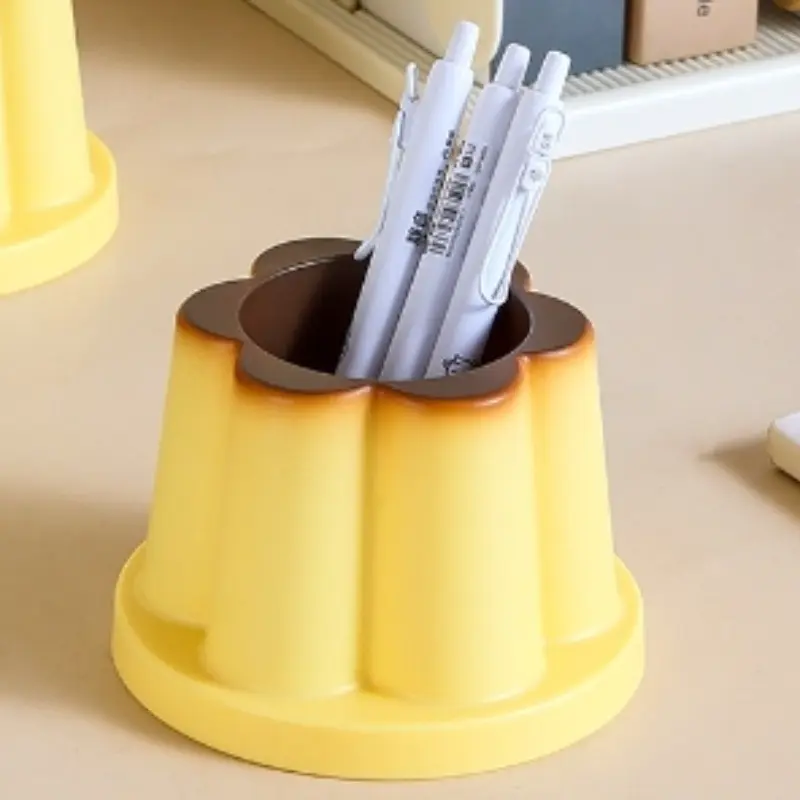 1pc Charming Pudding-Shaped Pen Holder, Pencil Holder - Best Gift, Adorable Office Desk Accessory