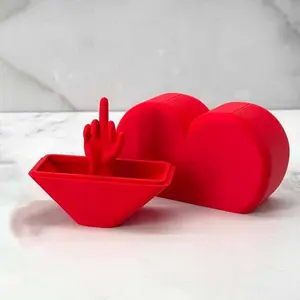 1pc/2pcs Heart With Middle Finger Gag Gift, Playfulness, Humorous Prank Valentines Day Gift for Him for Her, Funny Valentine's Day Heart-Shaped Middle Finger Gift Box, Valentine's Day Gift, Funny Valentine's Day Gift Box